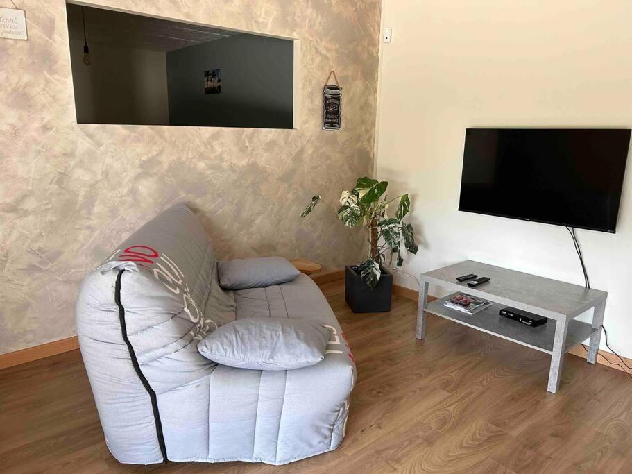 Apartment Au Coeur Des Bois Saint-Germain-du-Salembre
